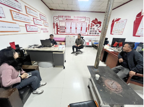 自治区文化和旅游厅副厅长武裕国慰问上青石驻村队员